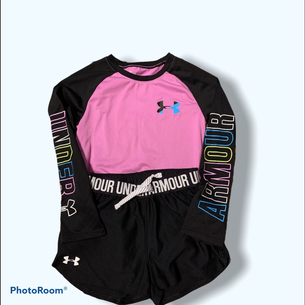 Under Armour Girls Bundle! Cute top & shorts